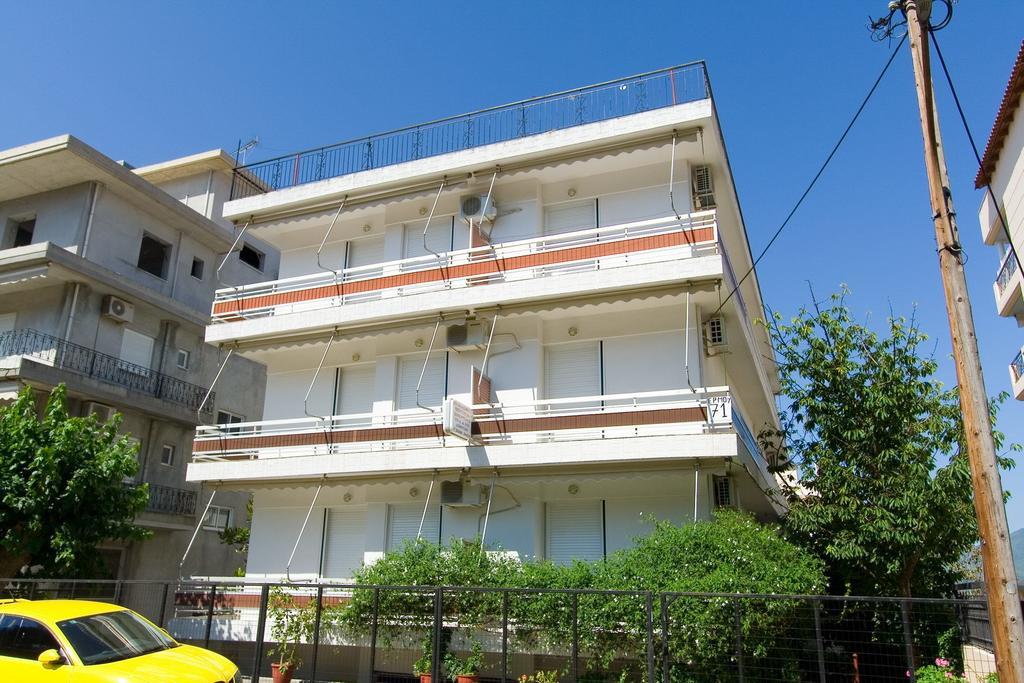 Valkaniotis Apartments Loutra Edipsou  Eksteriør billede